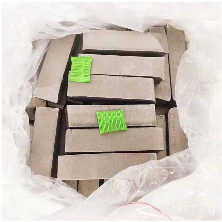 בילטות ברזל מגנטיות אלקטרו של תהליך התכה של var